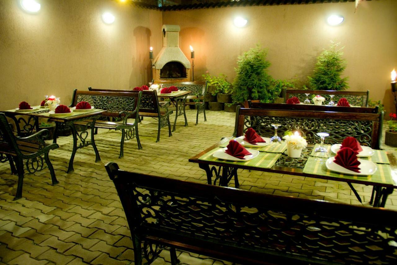 Hotel Gema Braşov Dış mekan fotoğraf