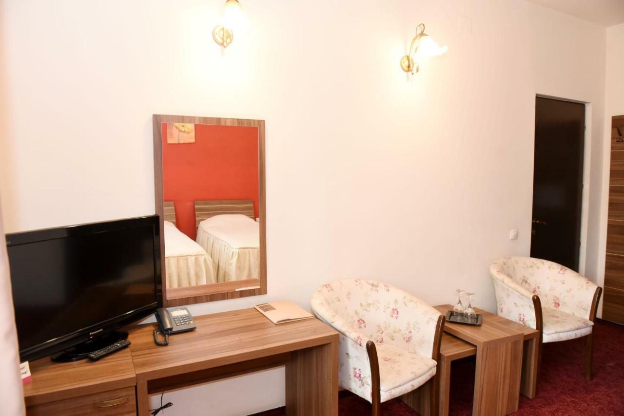 Hotel Gema Braşov Dış mekan fotoğraf