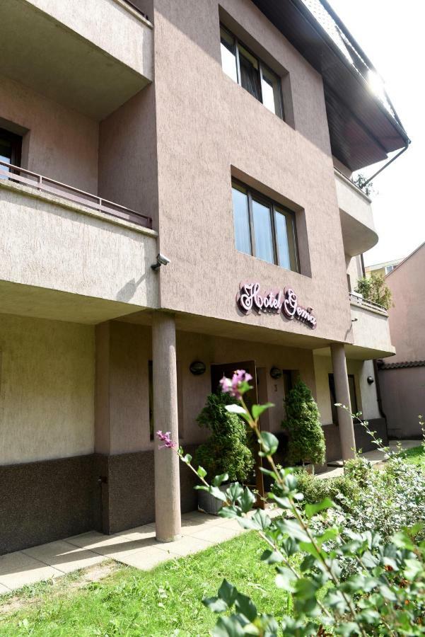 Hotel Gema Braşov Dış mekan fotoğraf