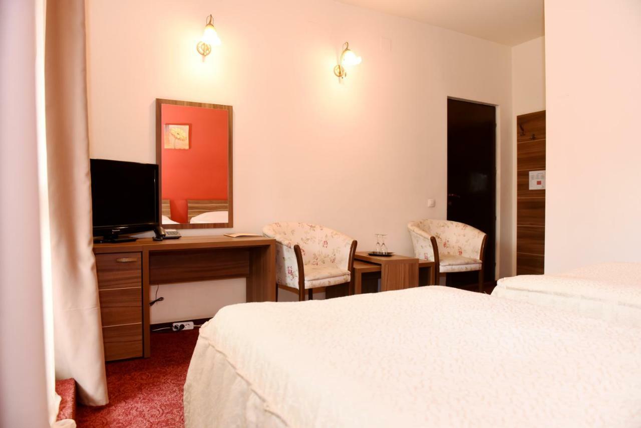 Hotel Gema Braşov Dış mekan fotoğraf